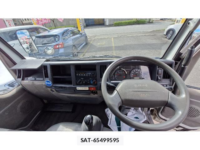 Isuzu ELF TRUCK 2012-04 8548533-2