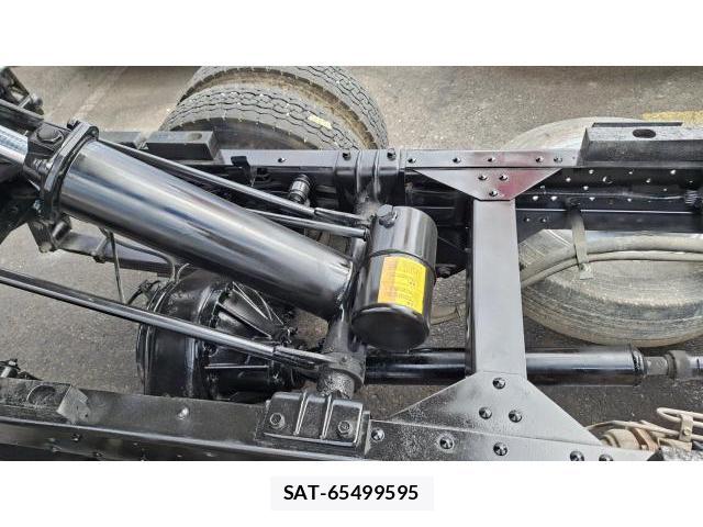 Isuzu ELF TRUCK 2012-04 8548533-8
