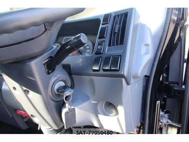 Isuzu ELF TRUCK 2014-01 8548739-10