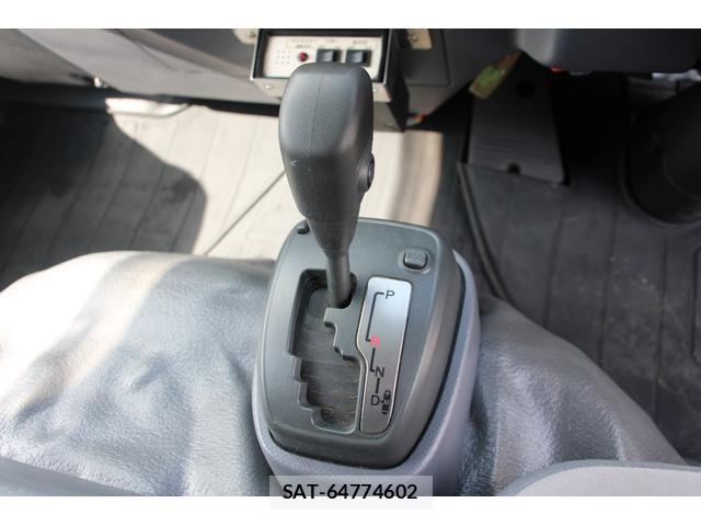 Isuzu ELF TRUCK 2015-10 8548740-12