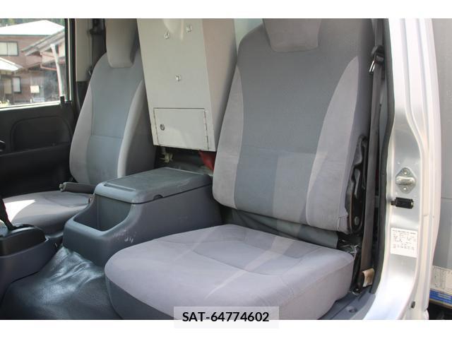 Isuzu ELF TRUCK 2015-10 8548740-15