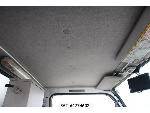 Isuzu ELF TRUCK 2015-10 8548740-16