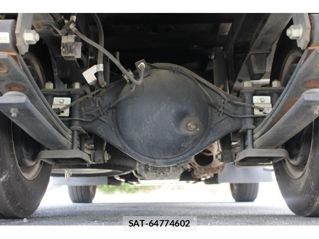 Isuzu ELF TRUCK 2015-10 8548740-7