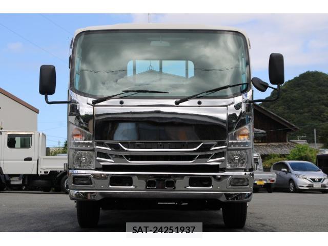 Isuzu ELF TRUCK 2018-10 8548744-1