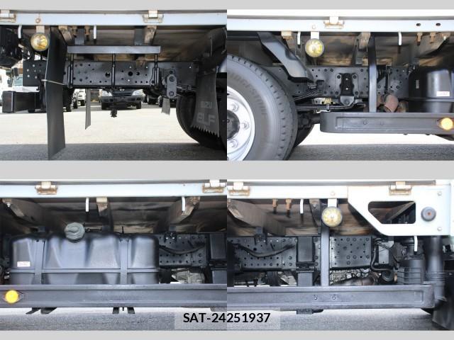 Isuzu ELF TRUCK 2018-10 8548744-18