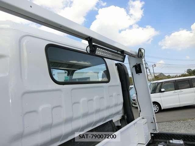 Isuzu ELF TRUCK 2006-07 8549309-19