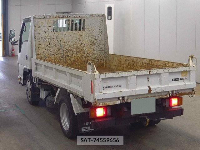 Isuzu ELF TRUCK 2015-02 8550853-1