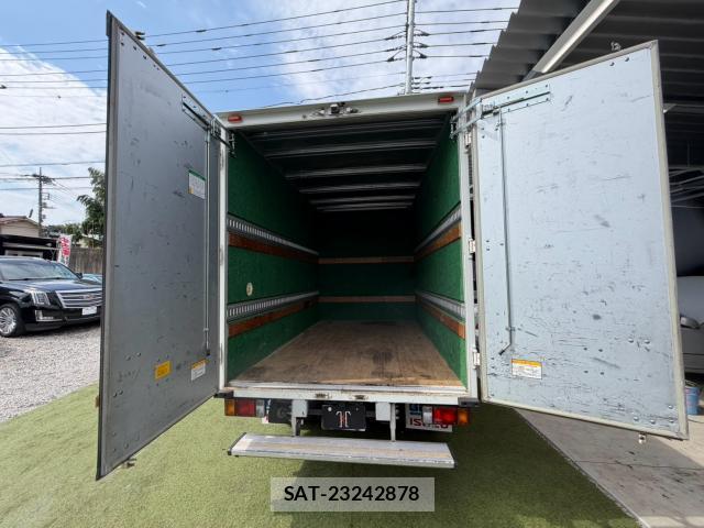 Isuzu ELF TRUCK 2016-02 8551929-14