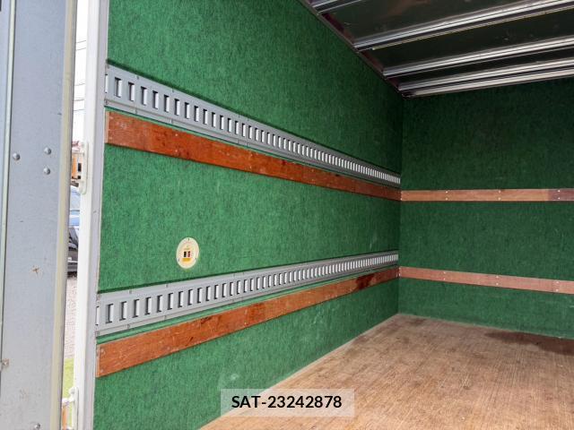 Isuzu ELF TRUCK 2016-02 8551929-16
