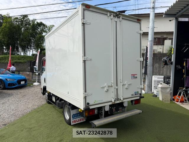 Isuzu ELF TRUCK 2016-02 8551929-2