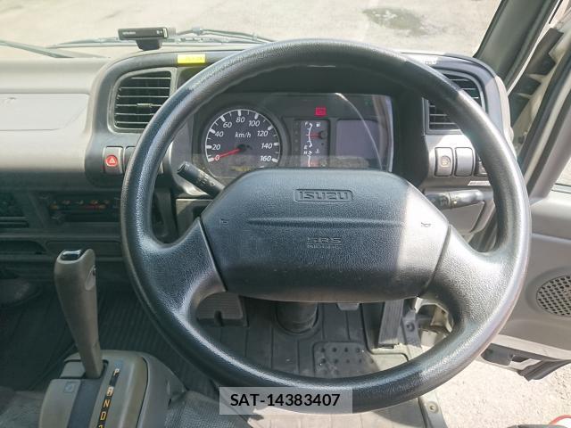 Isuzu ELF VAN 2003-08 8545972-17