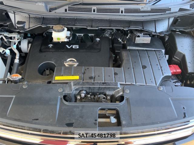 Nissan ELGRAND 2019-06 8547018-15