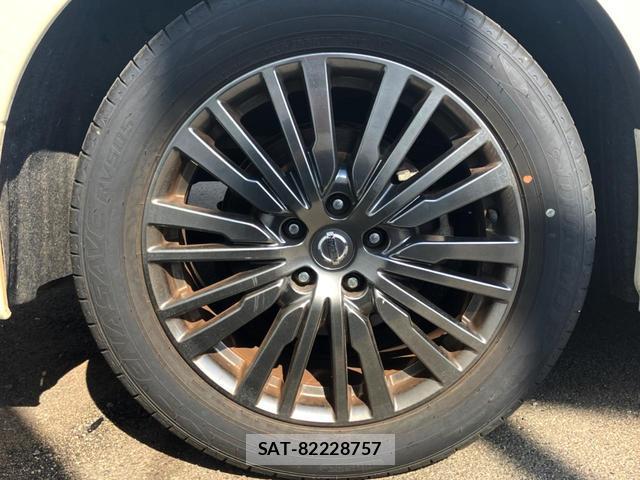 Nissan ELGRAND 2019-12 8547163-14