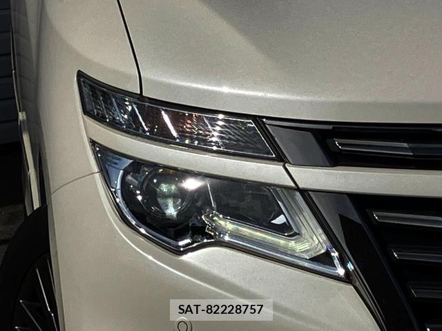 Nissan ELGRAND 2019-12 8547163-15