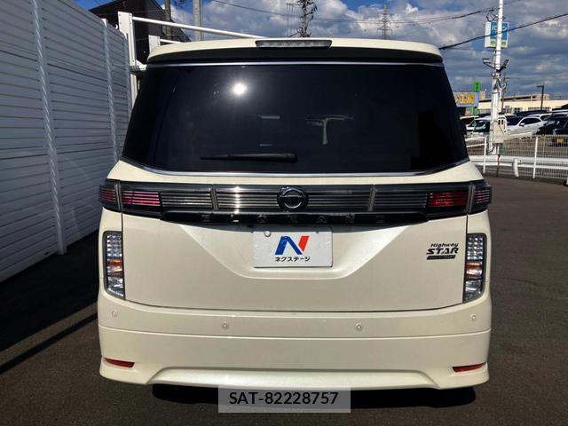 Nissan ELGRAND 2019-12 8547163-17