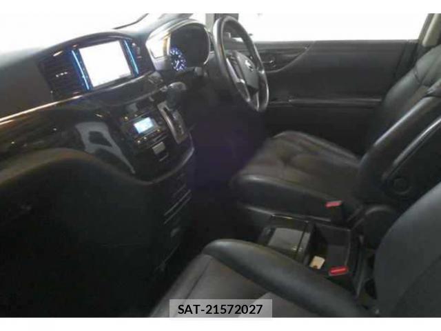 Nissan ELGRAND 2017-03 8548159-2