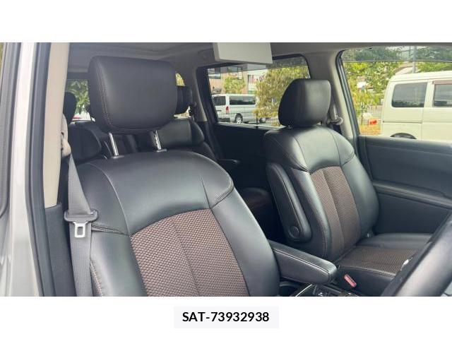 Nissan ELGRAND 2012 8548925-3