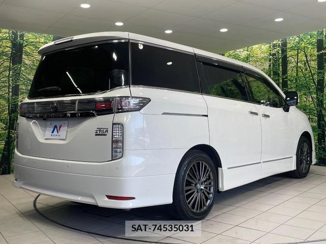 Nissan ELGRAND 2017-09 8549007-15