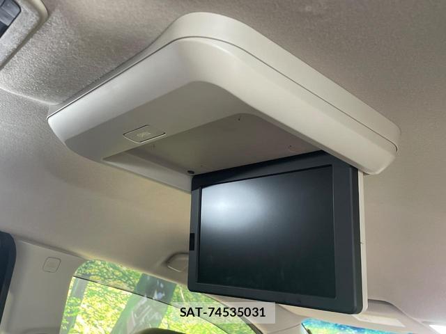 Nissan ELGRAND 2017-09 8549007-4