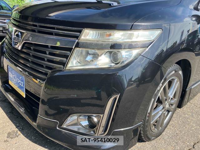 Nissan ELGRAND 2012-03 8549274-12