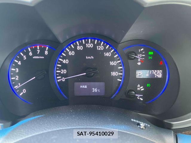 Nissan ELGRAND 2012-03 8549274-18