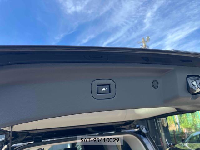 Nissan ELGRAND 2012-03 8549274-6