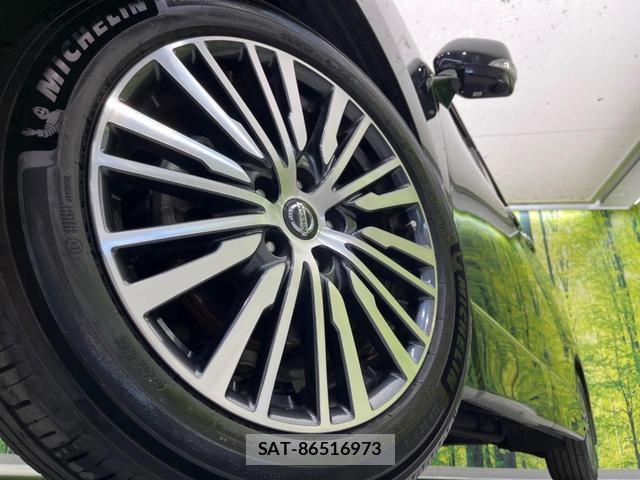 Nissan ELGRAND 2022-09 8549597-13