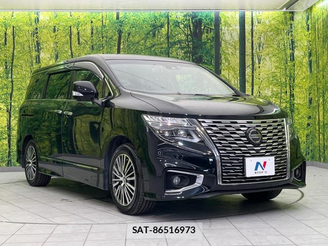 Nissan ELGRAND 2022-09 8549597-16