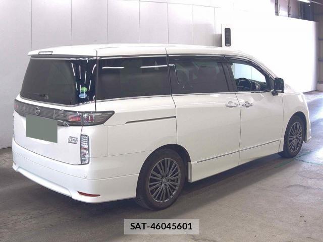 Nissan ELGRAND 2018 8549861-4