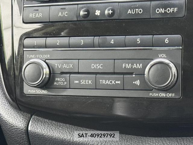 Nissan ELGRAND 2017-01 8550064-12