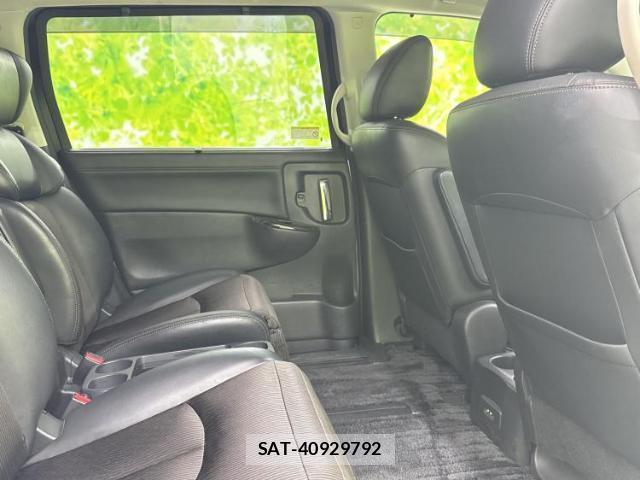 Nissan ELGRAND 2017-01 8550064-4