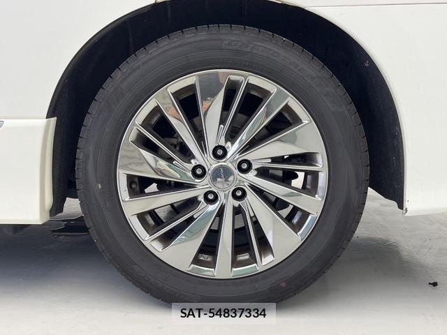 Nissan ELGRAND 2017-02 8550907-13