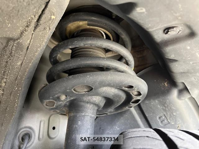 Nissan ELGRAND 2017-02 8550907-19