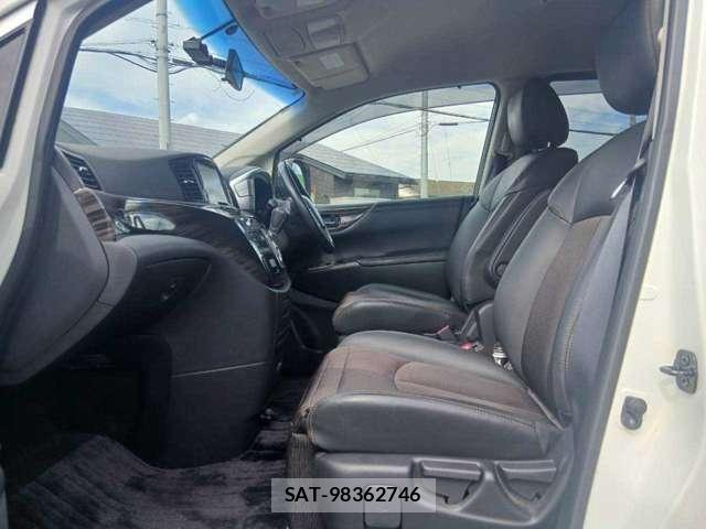 Nissan ELGRAND 2018-09 8551085-6