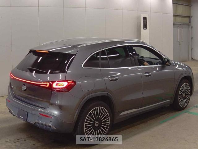 Mercedes Benz EQA 2021-04 8550865-4