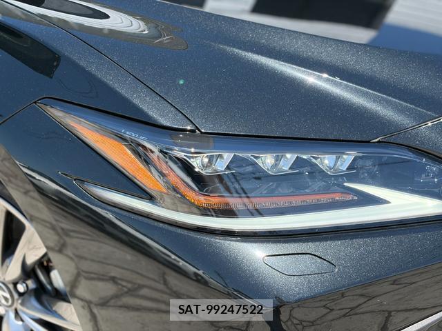 Lexus ES 2020-03 8545920-11