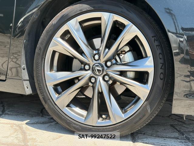 Lexus ES 2020-03 8545920-12
