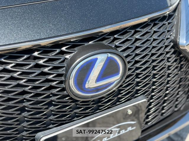 Lexus ES 2020-03 8545920-7