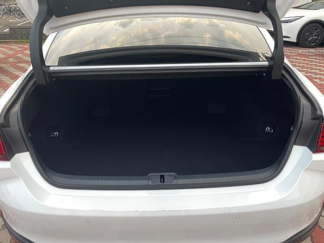 Lexus ES 2023-03 8547276-9