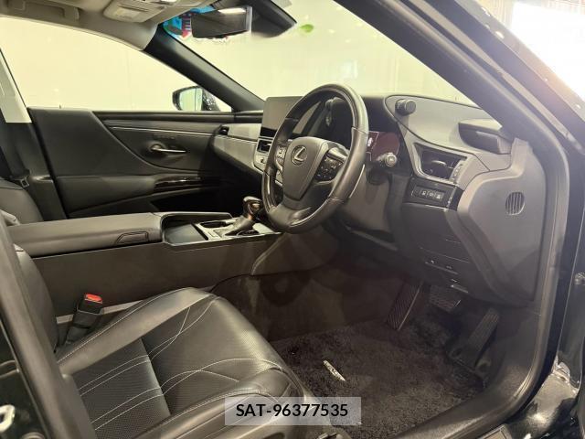 Lexus ES 2023-10 8549479-3