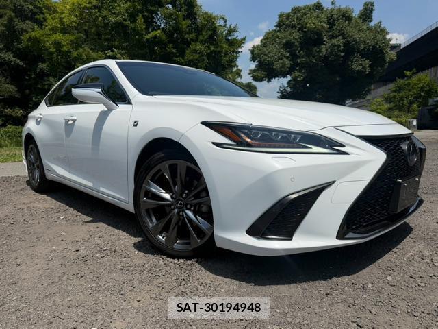 Lexus ES 2021-02 8551629-1