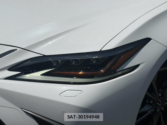 Lexus ES 2021-02 8551629-15