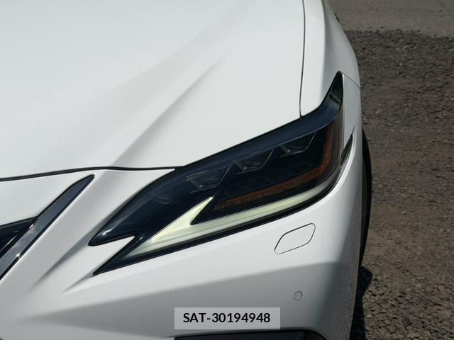 Lexus ES 2021-02 8551629-3