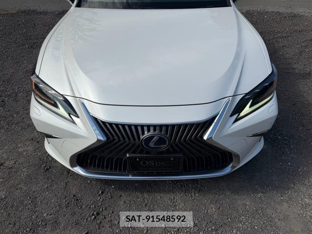 Lexus ES 2021-05 8551637-12
