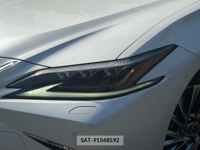 Lexus ES 2021-05 8551637-14