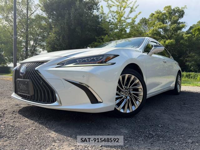 Lexus ES 2021-05 8551637-15