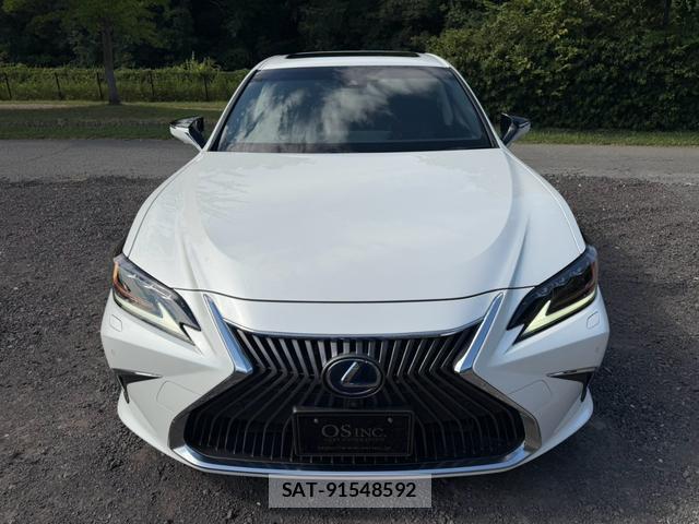 Lexus ES 2021-05 8551637-4