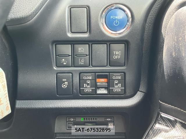 Toyota ESQUIRE 2020-02 8547597-15