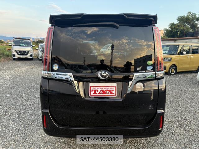 Toyota ESQUIRE 2018-02 8549290-14