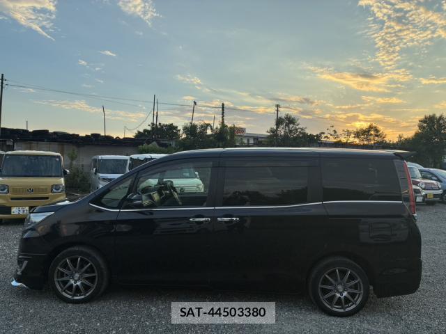 Toyota ESQUIRE 2018-02 8549290-16